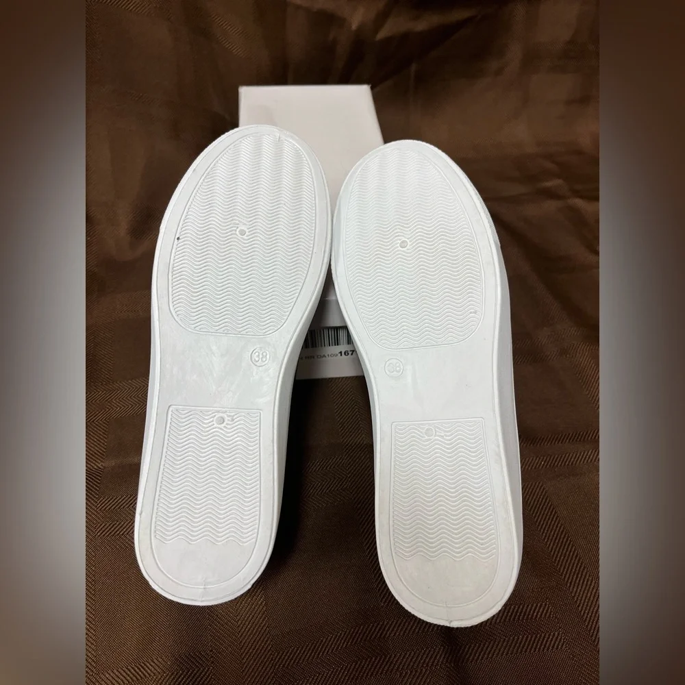 Black Vegan leather sneakers - Picture 2 of 4